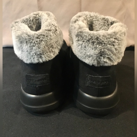 Skechers Zip-Up Fur-Lined Winter Ankle Boots - Picture 5 of 11